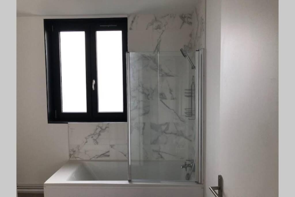 Duplex Agreable Et Spacieux 3 Chb Dont 1 Communicante Vendeville Luaran gambar