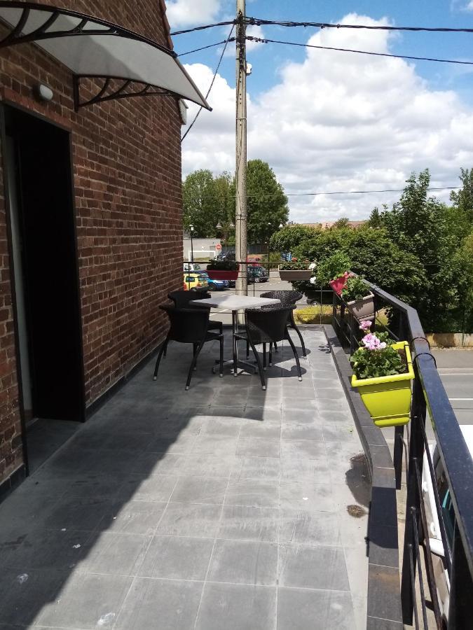 Duplex Agreable Et Spacieux 3 Chb Dont 1 Communicante Vendeville Luaran gambar